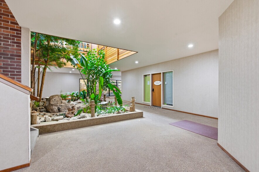More Photos Of 1061 E Main St, Grass Valley Medical For Sale