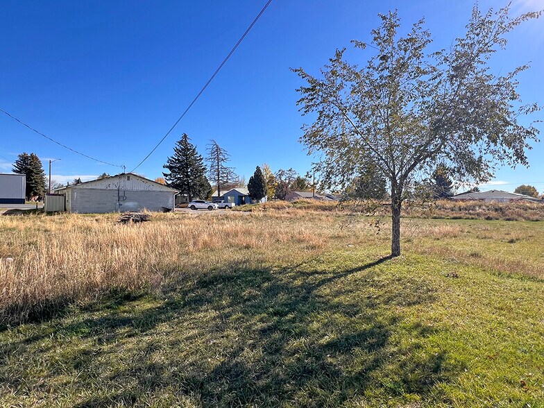 More Photos Of 195 Elm St, Blackfoot Office For Sale