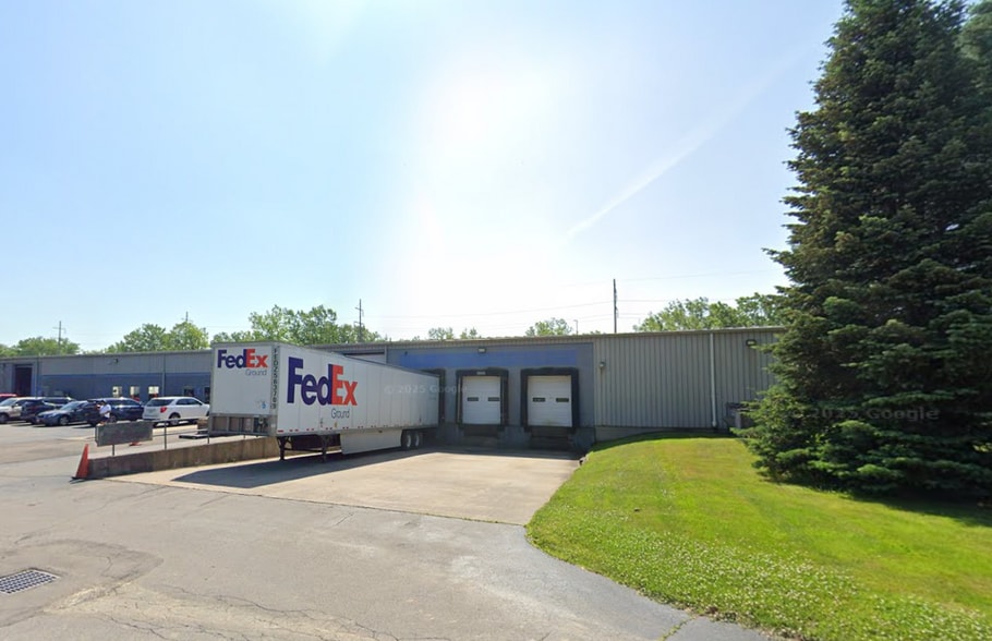 More Photos Of 85 Innsbruck Dr, Cheektowaga Distribution For Lease