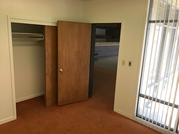 More Photos Of 9410 Locust St, Knights Landing Office For Sale