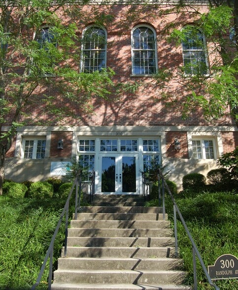 More Photos Of 203 Greene St SE, Huntsville Office For Lease