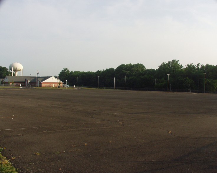 Primary Photo Of 830 Jacksonville Rd, Warminster Township Land For Lease