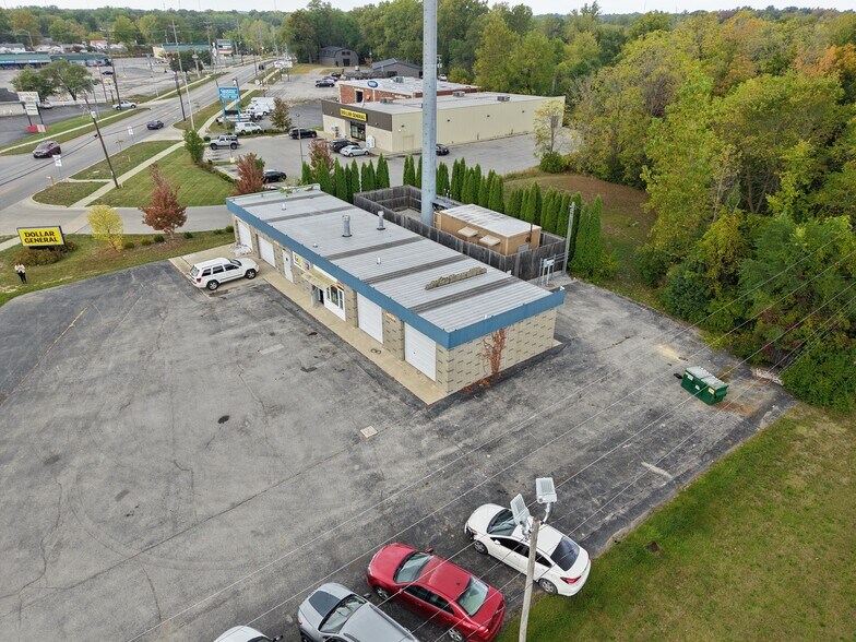 More Photos Of 1320 Goshen Ave, Fort Wayne Auto Repair For Lease