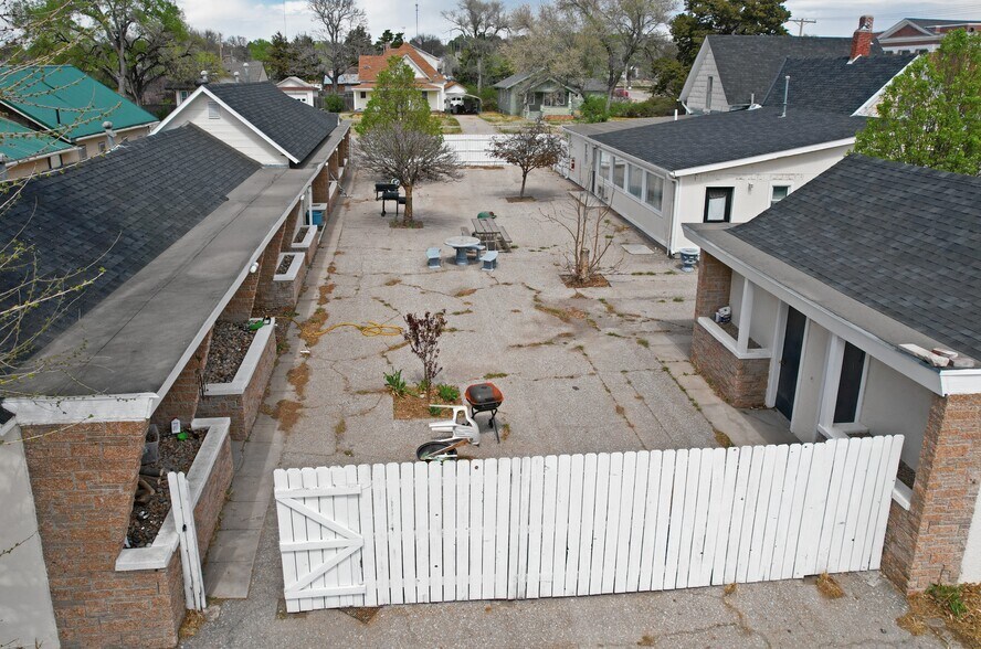 More Photos Of 521 N 1st St, Stockton Apartments For Sale