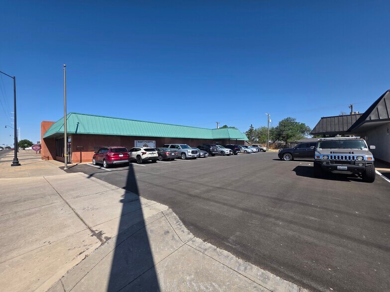 More Photos Of 3206-3212 34th St, Lubbock Storefront Retail Office For Lease