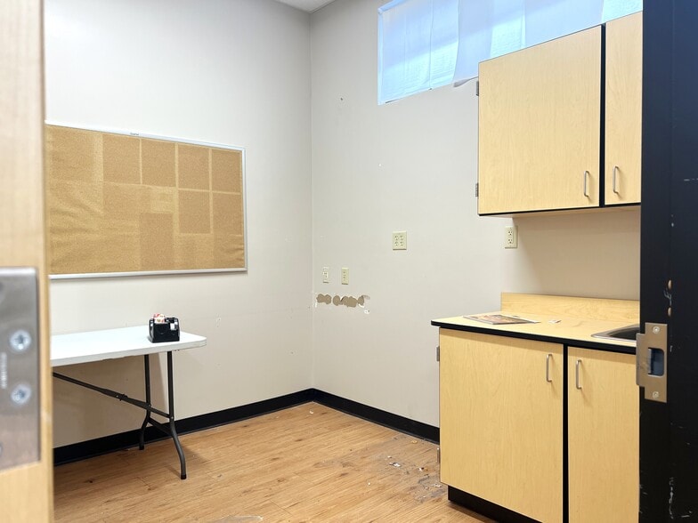 More Photos Of 209 Washington St, Brainerd General Retail For Sale