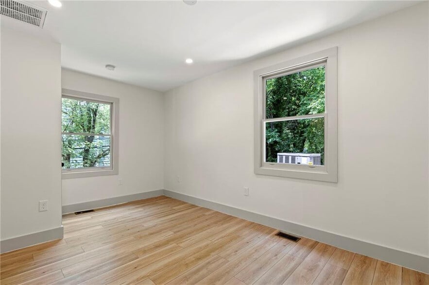 More Photos Of 2218-2220 M St, Richmond Multifamily For Sale