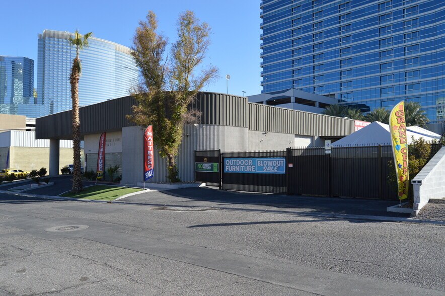 Primary Photo Of 3061 Business Ln, Las Vegas Warehouse For Sale