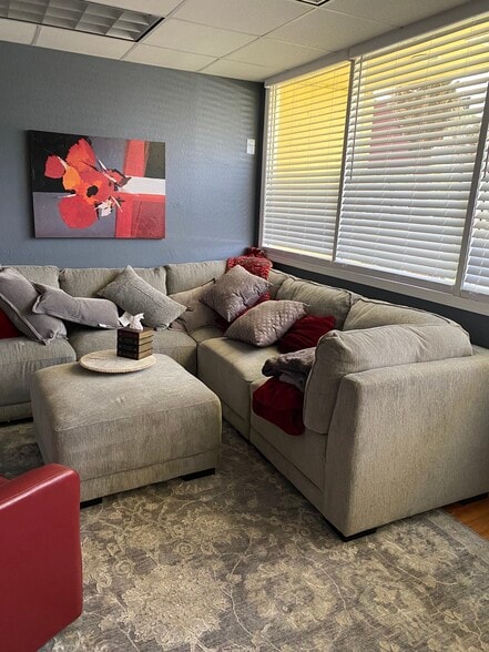 More Photos Of 2627 NE 203rd St, Aventura Office For Lease