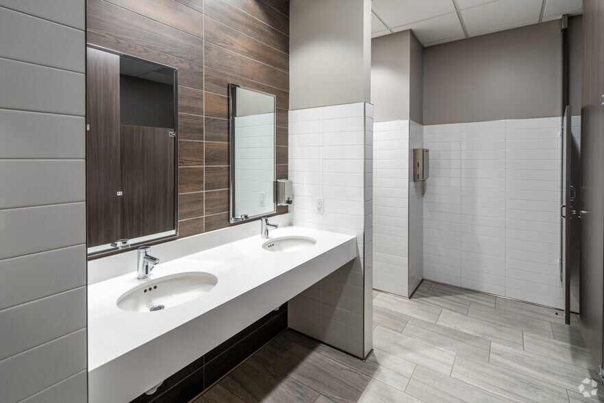 More Photos Of 505 St. David's Loop, Leander Medical For Lease