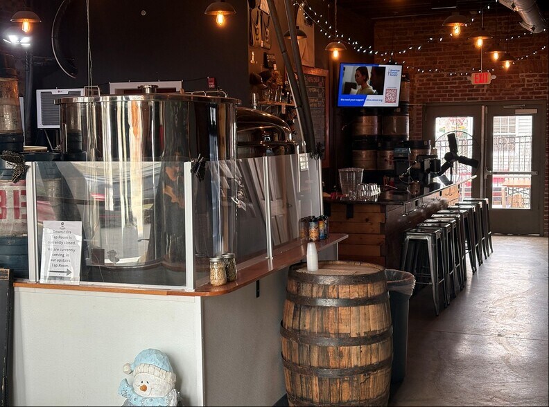 More Photos Of 32 Church St, Keansburg Storefront Retail Office For Sale