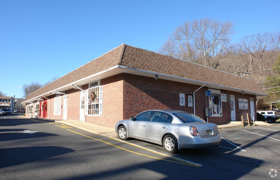 More Photos Of 453-459 Watchung Ave, Watchung Storefront Retail Office For Lease
