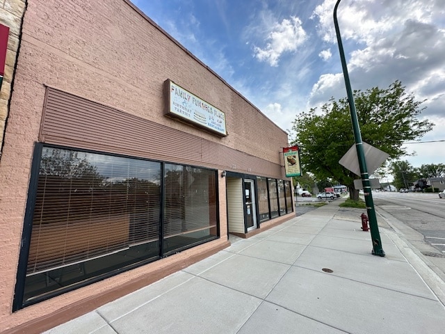 Primary Photo Of 1118 S State St, Lockport Storefront For Sale