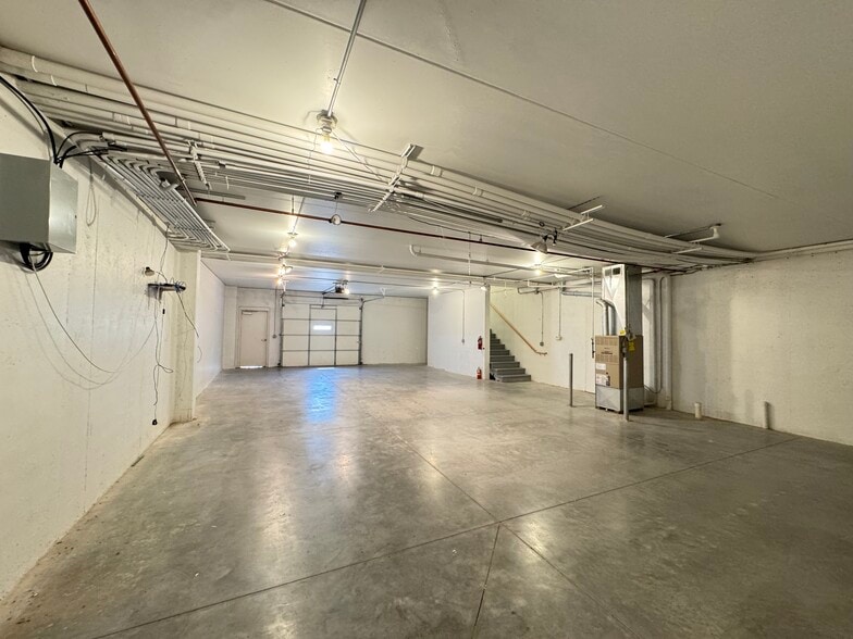 More Photos Of 22105-22123 W 83rd St, Shawnee Unknown For Lease