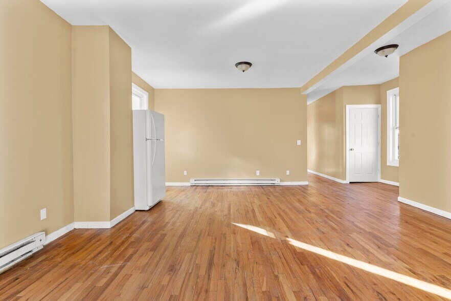More Photos Of 701-703 S Main St, Waterbury Apartments For Sale