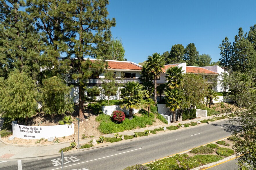 Primary Photo Of 558 St. Charles Dr, Thousand Oaks Medical For Sale