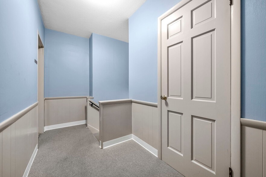 More Photos Of 10570-10574 Ravenna Rd, Twinsburg Office For Lease