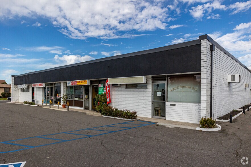 More Photos Of 8951-8959 Chapman Ave, Garden Grove Storefront Retail Office For Sale