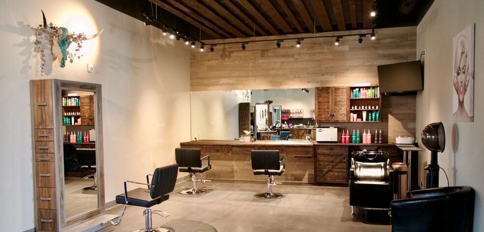 More Photos Of 4860-4874 Thompson Pky, Johnstown Freestanding For Lease