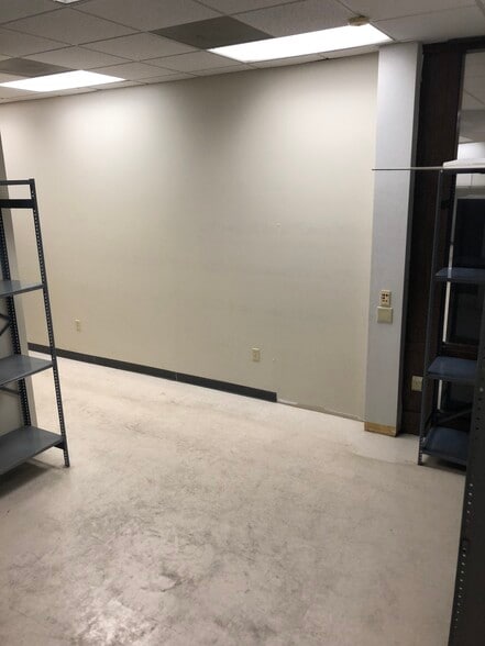 More Photos Of 100 W Russell St, Fayetteville Medical For Lease