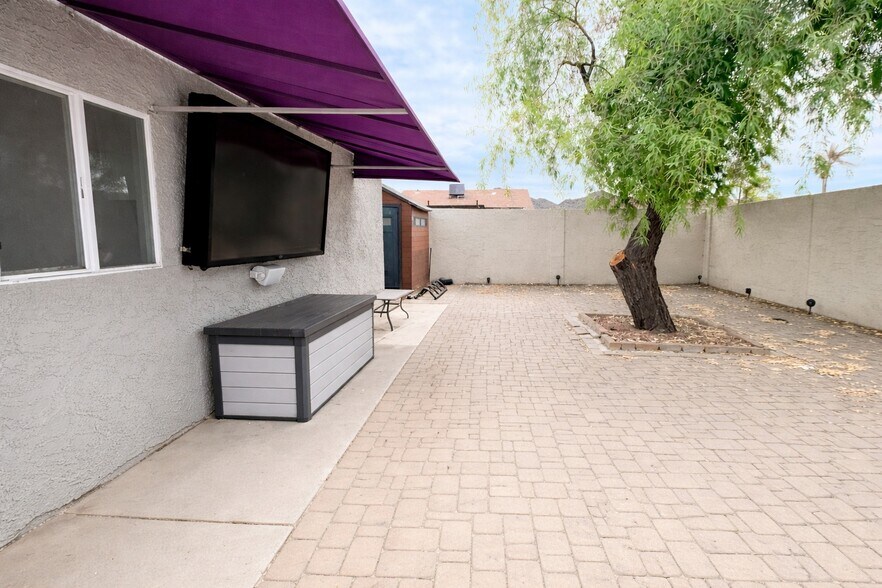 More Photos Of 8939 N 8th St, Phoenix Apartments For Sale