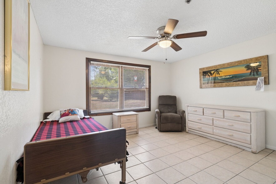 More Photos Of 1600 E Citation Ln, Tempe Assisted Living For Sale