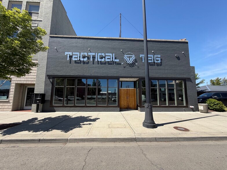 More Photos Of 315 W Yakima Ave, Yakima Freestanding For Lease