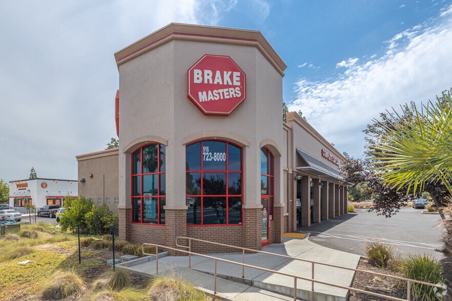 More Photos Of 5850 Sunrise Blvd, Citrus Heights Auto Repair For Sale