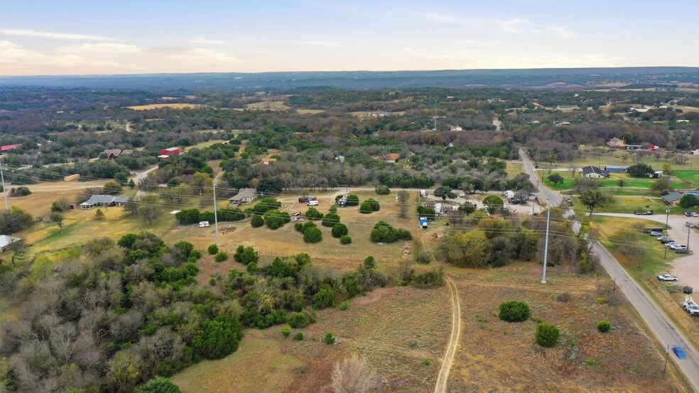 More Photos Of 395 Mary Dr, Weatherford Trailer Camper Park For Sale