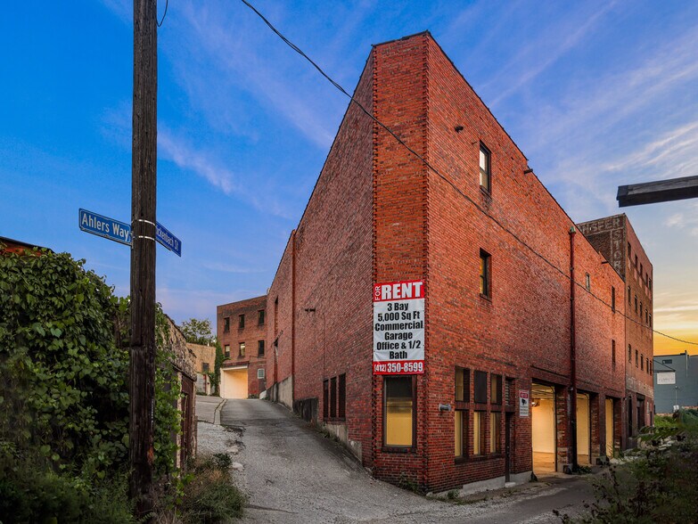 More Photos Of 918 Rickenbach St, Pittsburgh Distribution For Sale