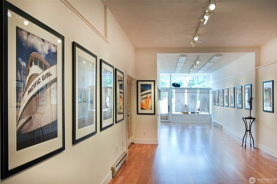 More Photos Of 112 1st Ave S, Ilwaco Storefront For Sale