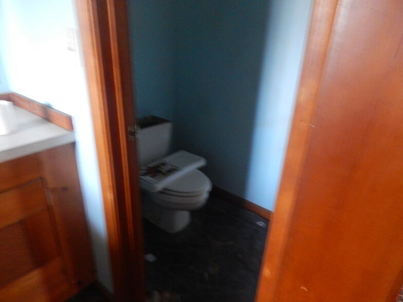 More Photos Of 11 Harvey St, Springfield General Retail For Sale