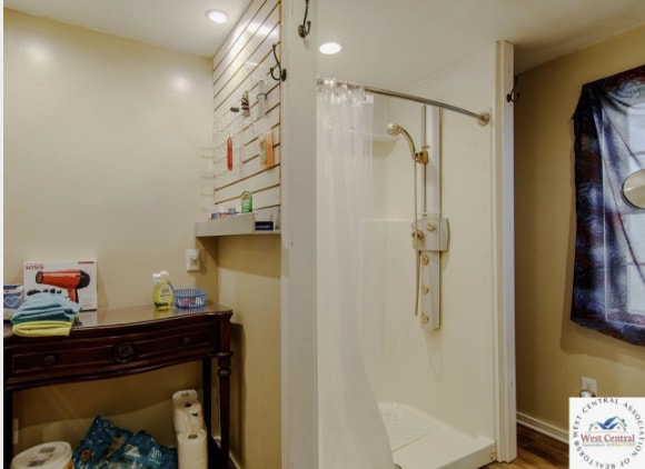 More Photos Of 507 State Y hwy, Warrensburg Multifamily For Sale