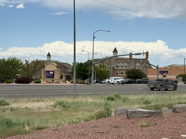 More Photos Of 1320 N Main St, Cedar City Storefront Retail Office For Lease