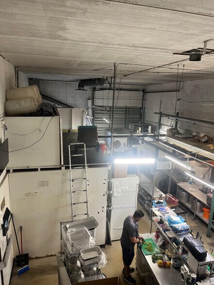 More Photos Of 16155 SW 117th Ave, Miami Light Distribution For Sale