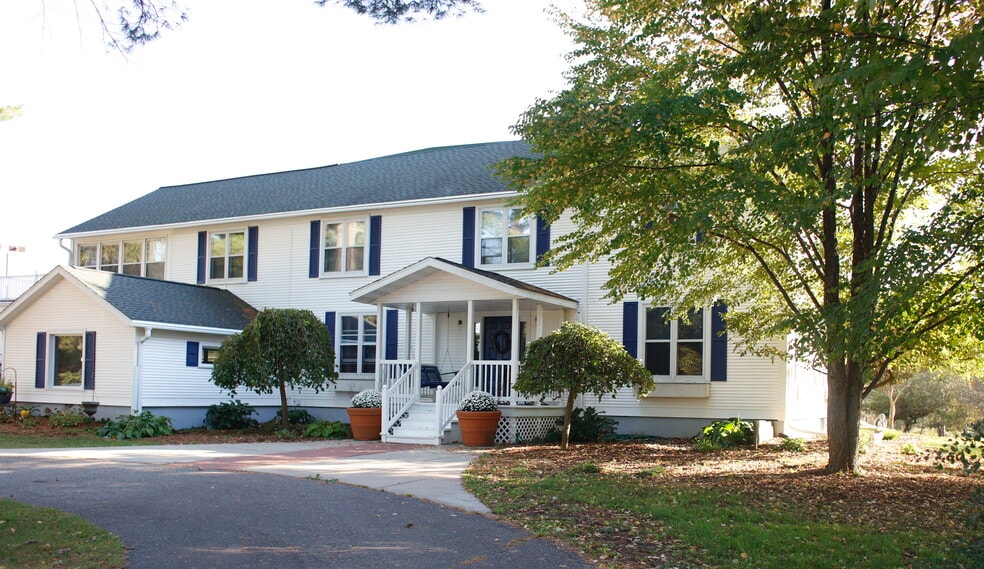 Primary Photo Of 106 Bowman Rd, Wisconsin Dells Hospitality For Sale