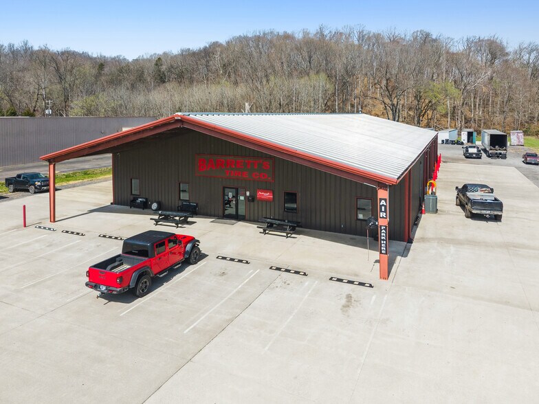 More Photos Of 1554 Donelson Pky, Dover General Retail For Sale