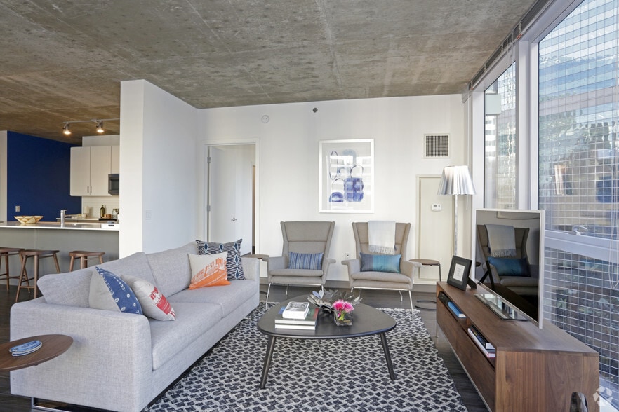 More Photos Of 215 W Lake St, Chicago Apartments For Lease