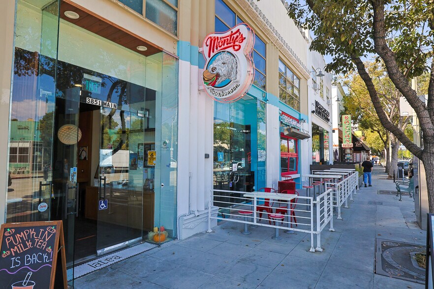 More Photos Of 3847 Main St, Culver City Storefront Retail Office For Sale