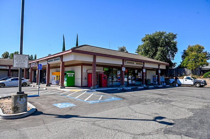 More Photos Of 500 Cirby Way, Roseville General Retail For Sale