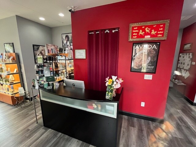 More Photos Of 3128 Hudson Xing, McKinney General Retail For Sale