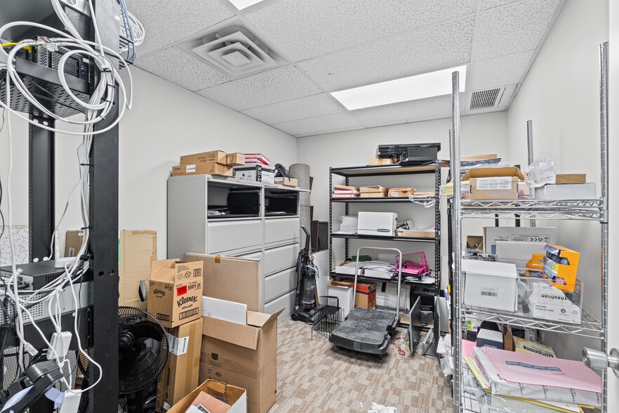 More Photos Of 10521 Judicial Dr, Fairfax Medical For Sale