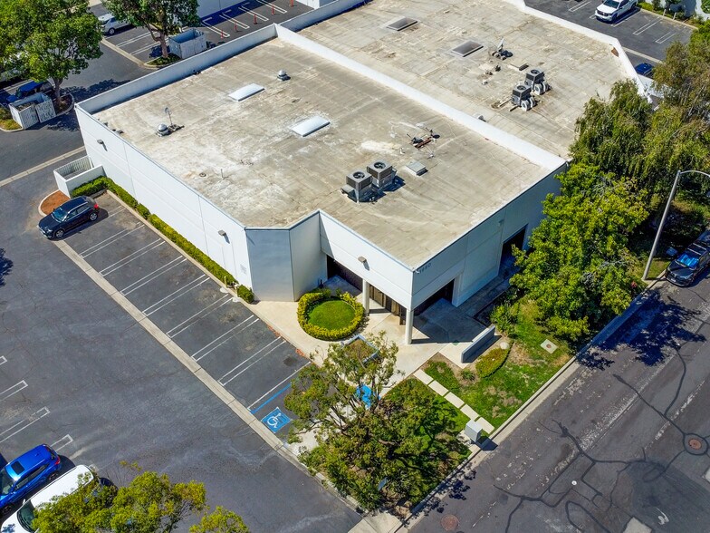 More Photos Of 11990 Hertz St, Moorpark Warehouse For Sale