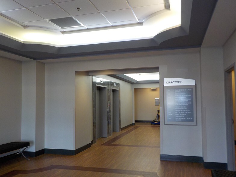 More Photos Of 5700 N Exp 77/83, Brownsville Medical For Lease