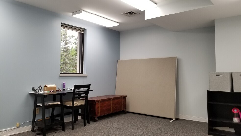 More Photos Of 450 Central Ave, Lancaster Medical For Lease