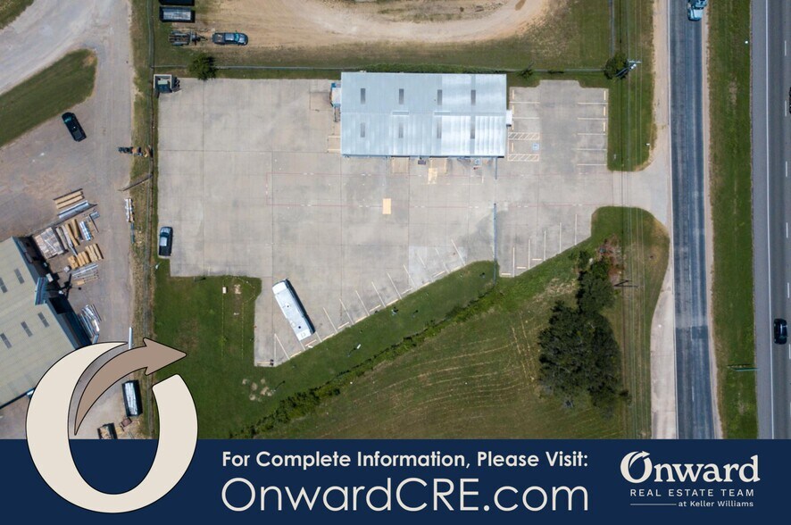 More Photos Of 22002 Woodway Dr, Waco Warehouse For Sale