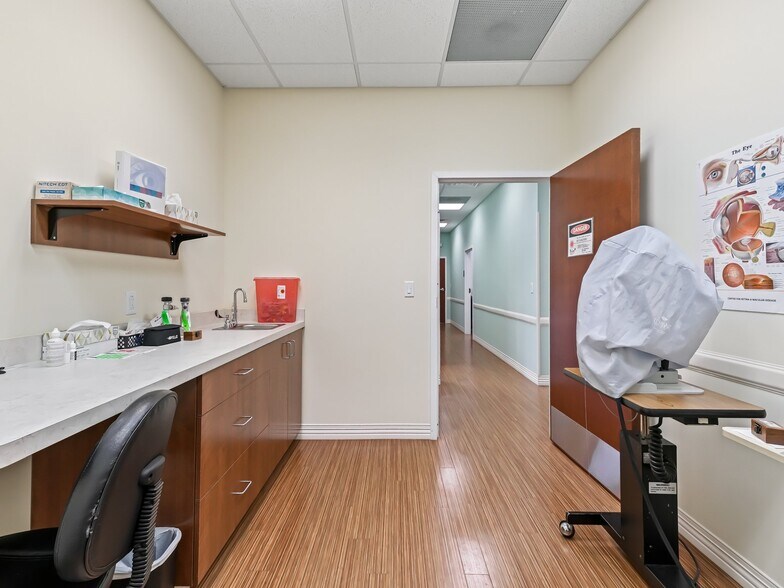 More Photos Of 4636 Bellwether Ln, Oxford Medical For Lease