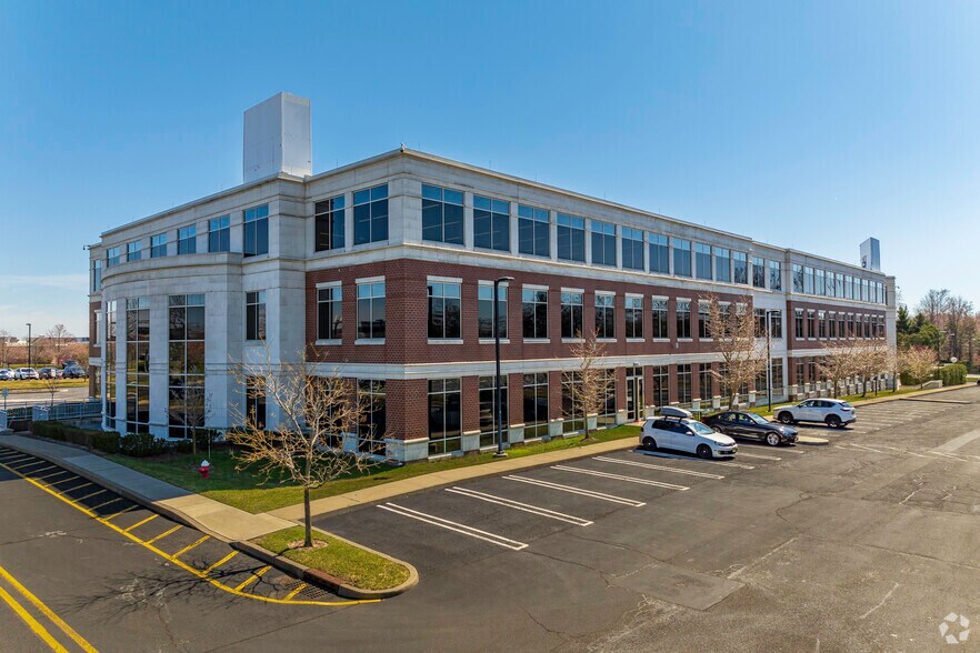 More Photos Of 100 Tice Blvd, Woodcliff Lake Office For Sale