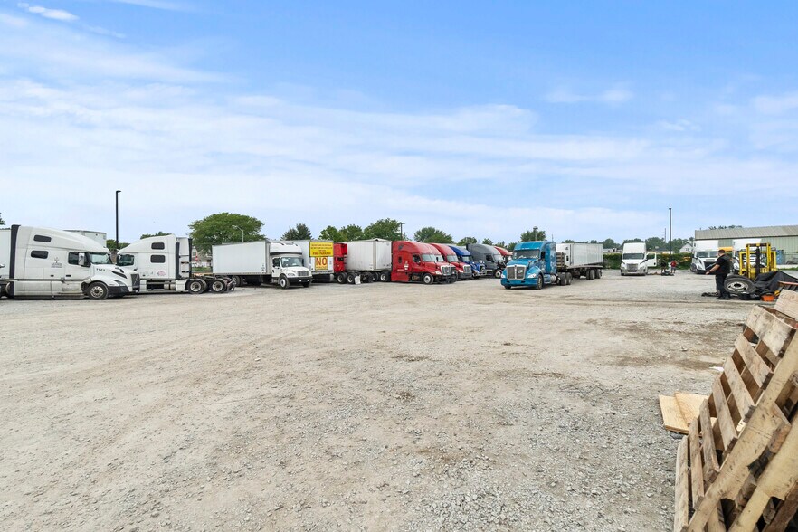 More Photos Of 14002 S Harrison Ave, Posen Truck Terminal For Sale