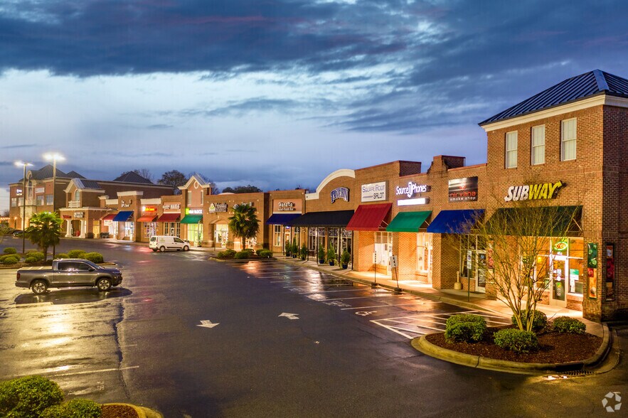 More Photos Of 9789 Charlotte Hwy, Fort Mill Storefront For Lease